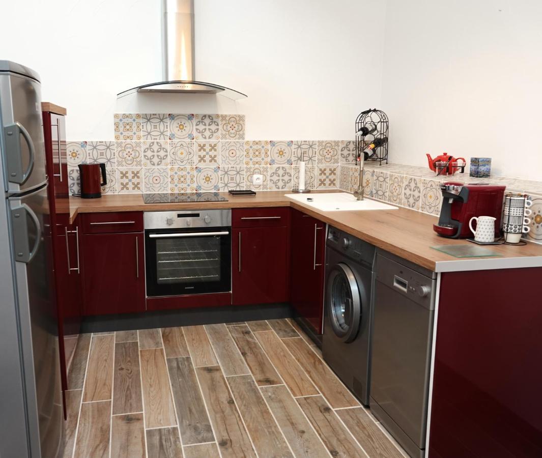 Gite Rural La Maison Mauve Ventouse المظهر الخارجي الصورة